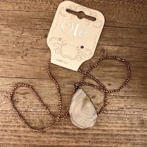 Druzy Pendant Necklace
